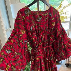 Large Puff Sleeve Tunic
